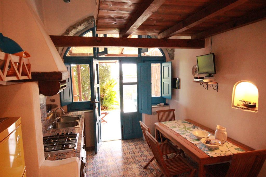 La Casa Di Via Lungomare Villa Santa Marina Salina Eksteriør bilde